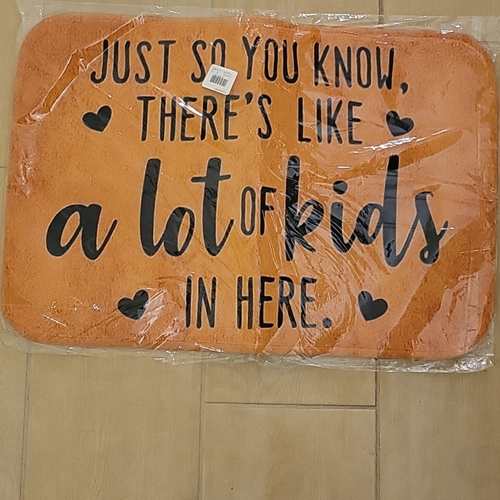 Brand new in bag 40×60 cm Smooth & soft letter mat (15.74 x 23.62 inch)